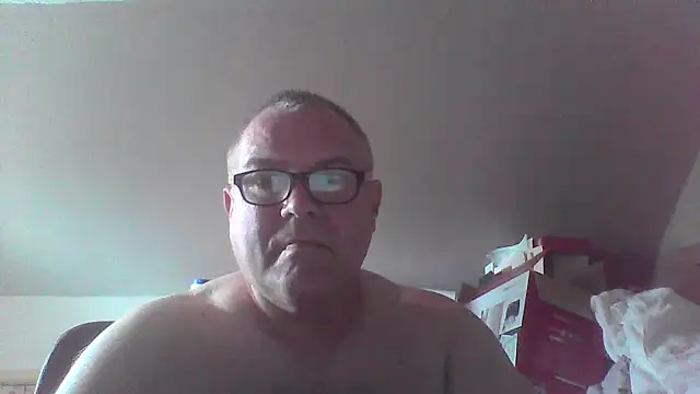 Snapshot of mkestr69 chatting on 13, 6, 2026 mkestr69 online show from 13, 6, 2026