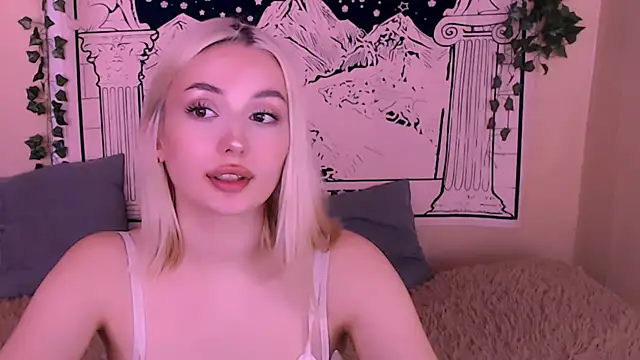 beauty blonde online show from 10, 3, 2025