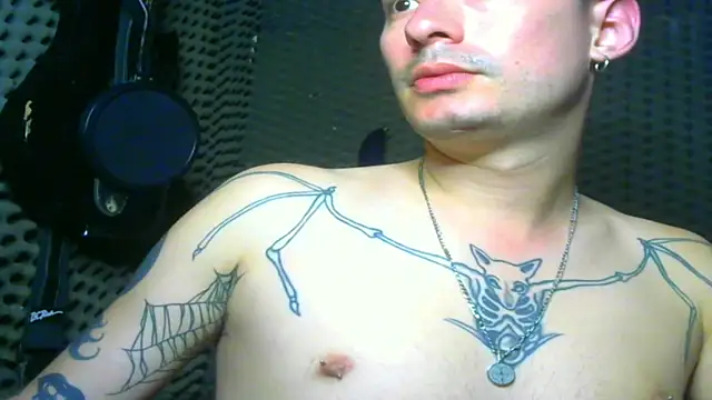 vampireathome online show from 19, 3, 2025