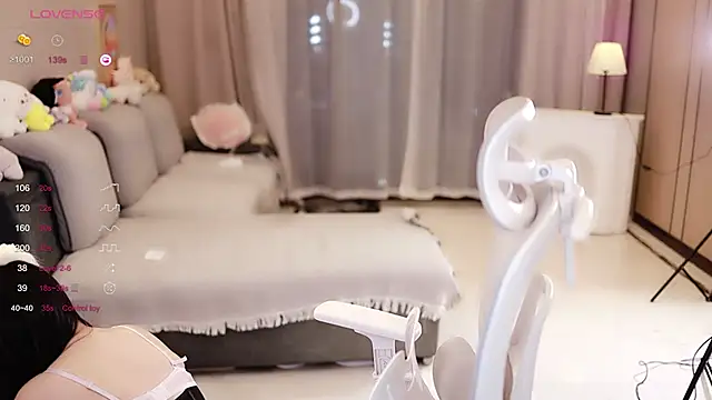 Snapshot of Moonccoi chatting on 13, 2, 2025 Moonccoi online show from 13, 2, 2025