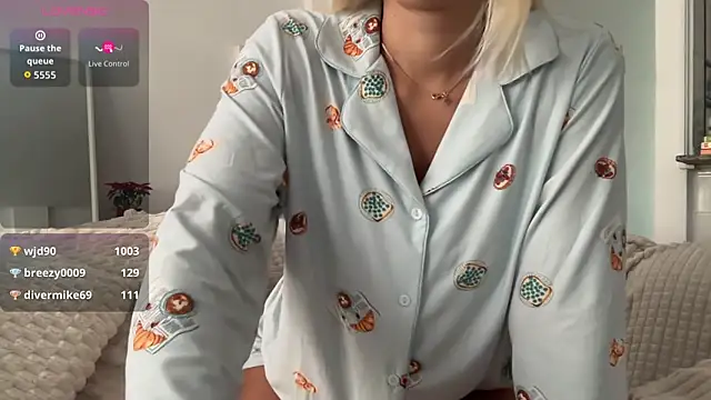 xdaisyhansen online show from 2, 12, 2025