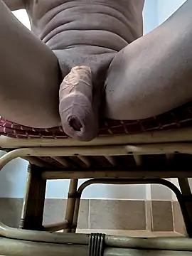 Snapshot of xdream chatting on 16, 10, 2025 xdream online show from 16, 10, 2025