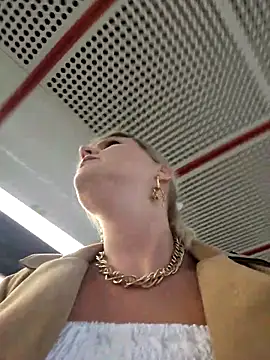 Sexybiene969 online show from 10, 9, 2025