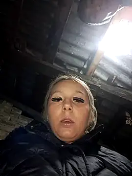 hotamanda01 online show from 13, 11, 2025