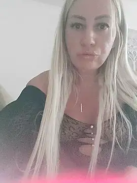 Snapshot of visnjica chatting on 11, 10, 2025 visnjica online show from 11, 10, 2025