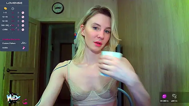 Caramel piegirl online show from 23, 9, 2025