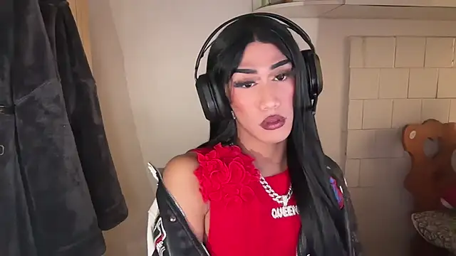 Snapshot of Ladyosa99 chatting on 6, 2, 2025 Ladyosa99 online show from 6, 2, 2025