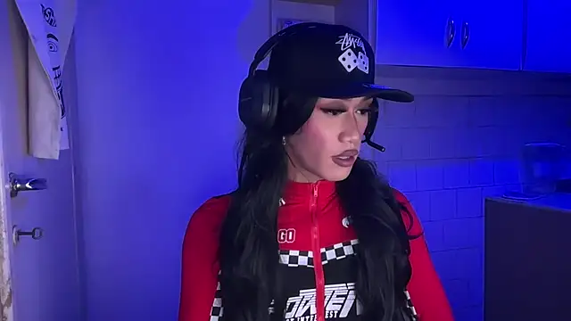 Snapshot of Ladyosa99 chatting on 7, 2, 2025 Ladyosa99 online show from 7, 2, 2025