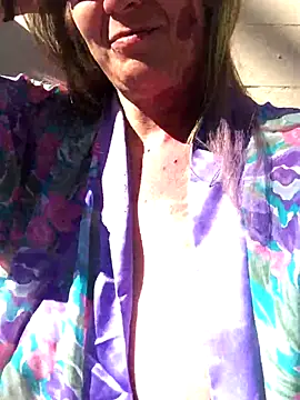 Snapshot of Smilefame123 chatting on 16, 11, 2025 Smilefame123 online show from 16, 11, 2025