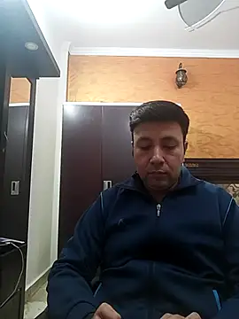 innocentboy1987 online show from 1, 12, 2025