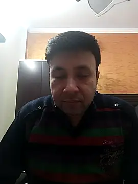 innocentboy1987 online show from 2, 12, 2025