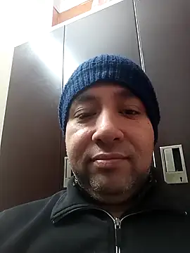 innocentboy1987 online show from 4, 2, 2026