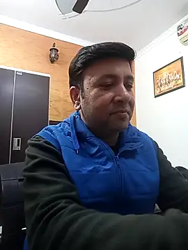 innocentboy1987 online show from 17, 2, 2026