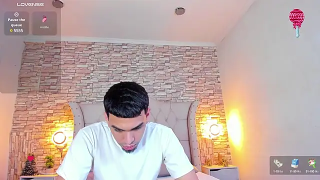 Snapshot of Miagael_Pervert chatting on 7, 2, 2025 Miagael Pervert online show from 7, 2, 2025