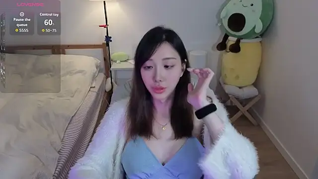 joycemilka online show from 6, 4, 2026