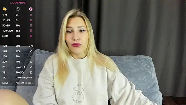 Snapshot of And1sa chatting on 17, 9, 2025 And1sa online show from 17, 9, 2025