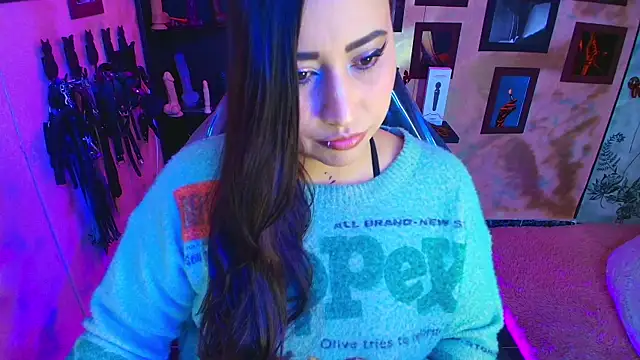 cherryy bombshelll online show from 9, 1, 2026