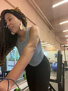 dianagolley420 online show from 13, 2, 2025