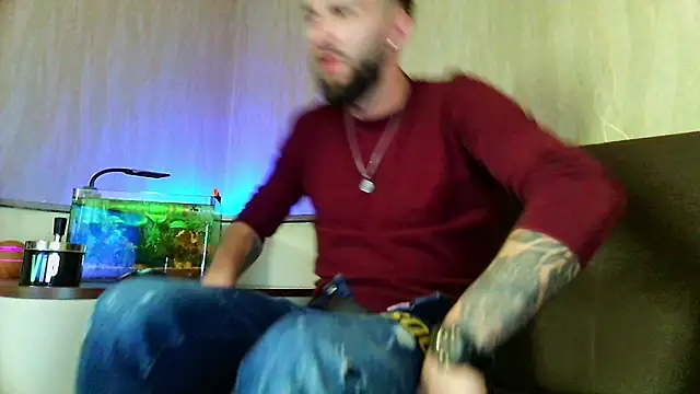 JamieNoxus online show from 8, 3, 2025