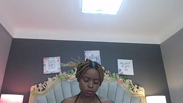 LindaBird online show from 21, 2, 2025