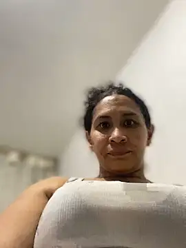 Carola-Ross online show from 22, 9, 2025