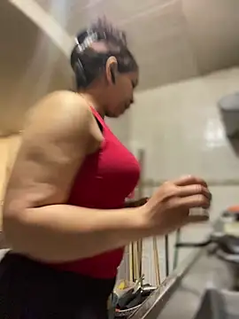 Carola-Ross online show from 2, 10, 2025