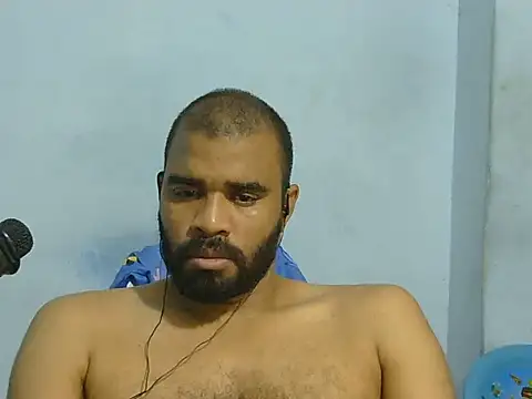 Snapshot of YOX22 chatting on 18, 7, 2026 YOX22 online show from 18, 7, 2026