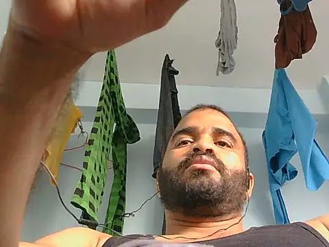 Snapshot of YOX22 chatting on 26, 7, 2026 YOX22 online show from 26, 7, 2026