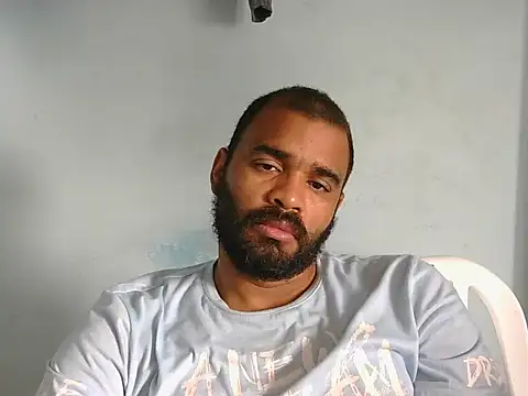Snapshot of YOX22 chatting on 3, 8, 2026 YOX22 online show from 3, 8, 2026