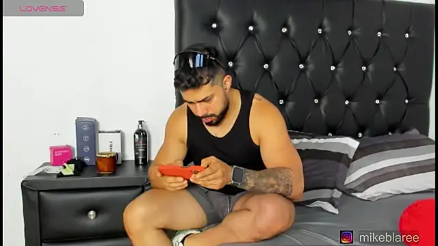 mikeblaree online show from 18, 4, 2026