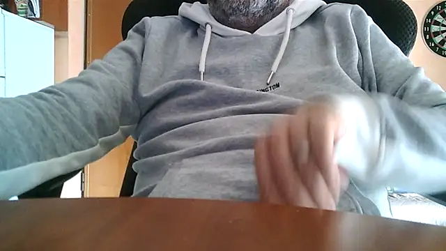 Snapshot of lanata chatting on 11, 3, 2025 lanata online show from 11, 3, 2025