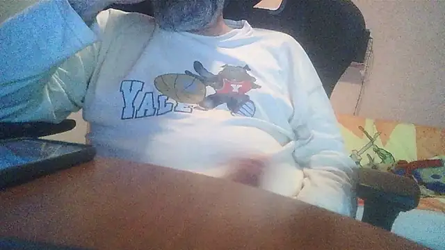 Snapshot of lanata chatting on 24, 10, 2025 lanata online show from 24, 10, 2025