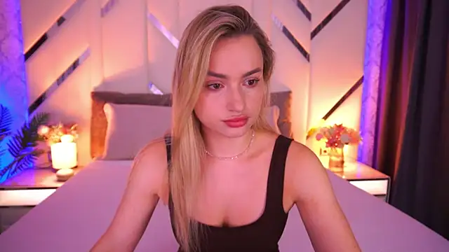 Snapshot of LindsieGreyy chatting on 2, 7, 2026 LindsieGreyy online show from 2, 7, 2026
