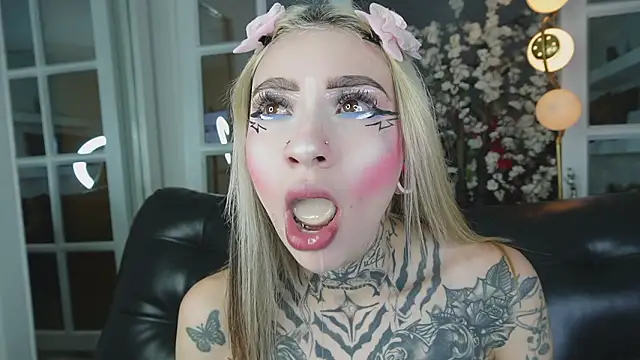 miss   angel online show from 4, 2, 2026