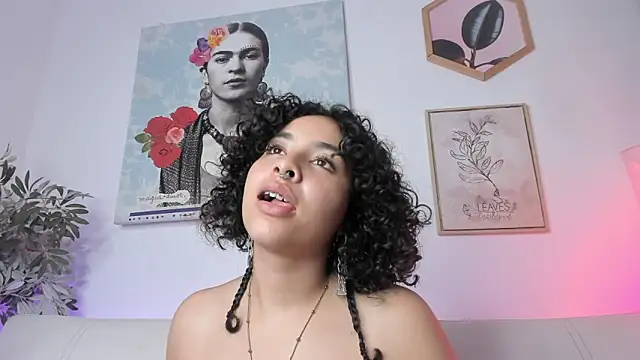 Dhalila  online show from 1, 3, 2025