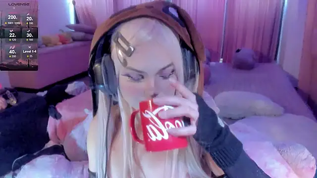 Snapshot of Angelica_Reborn chatting on 21, 9, 2025 Angelica Reborn online show from 21, 9, 2025