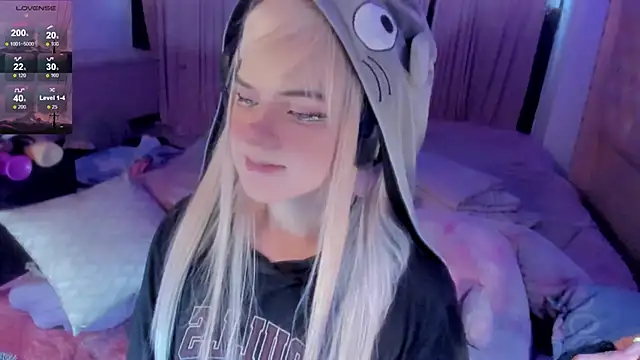 Snapshot of Angelica_Reborn chatting on 23, 11, 2025 Angelica Reborn online show from 23, 11, 2025