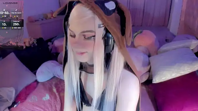 Snapshot of Angelica_Reborn chatting on 14, 12, 2025 Angelica Reborn online show from 14, 12, 2025