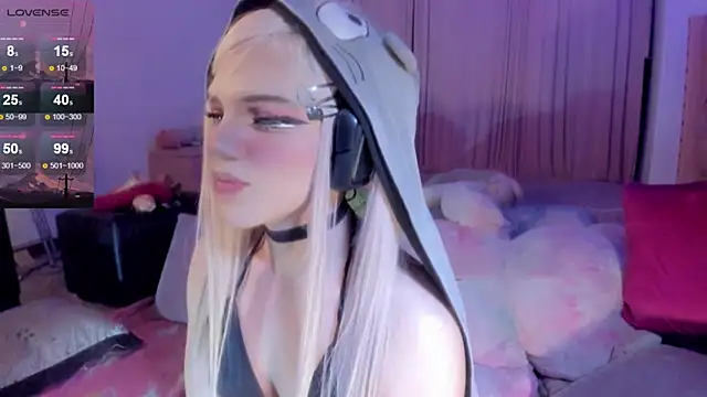 Snapshot of Angelica_Reborn chatting on 15, 12, 2025 Angelica Reborn online show from 15, 12, 2025