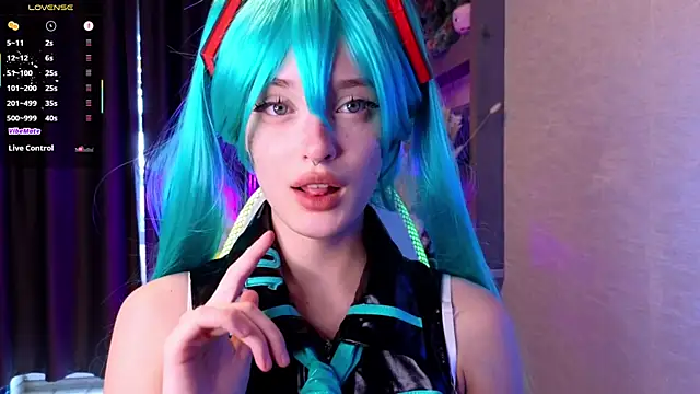Hisoka akerley online show from 30, 5, 2026