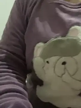 salma74779 online show from 28, 2, 2025