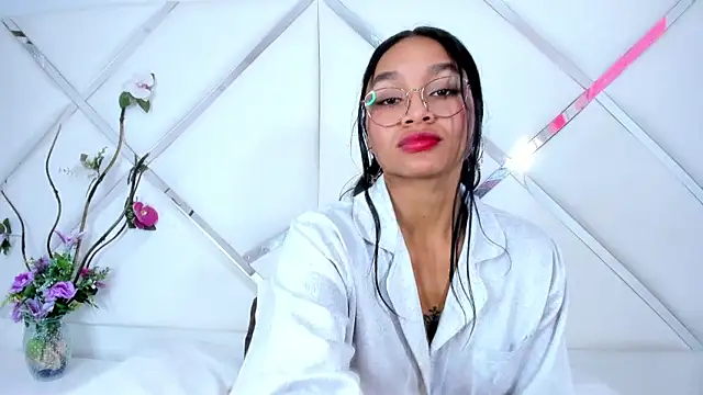 Snapshot of Lynda_Bonnie chatting on 22, 3, 2025 Lynda Bonnie online show from 22, 3, 2025