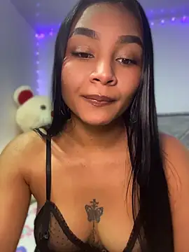 Snapshot of Lynda_Bonnie chatting on 28, 7, 2026 Lynda Bonnie online show from 28, 7, 2026
