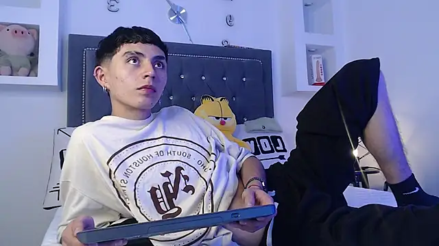 Snapshot of MaikyCooper chatting on 13, 3, 2025 MaikyCooper online show from 13, 3, 2025