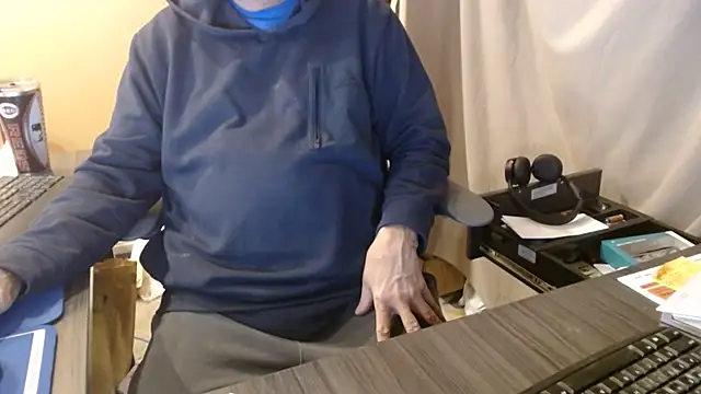 olderandwiser2 online show from 23, 11, 2025