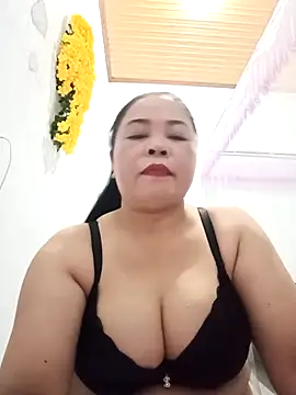 Snapshot of Baby-bigtits2024 chatting on 13, 2, 2025 Baby-bigtits2024 online show from 13, 2, 2025