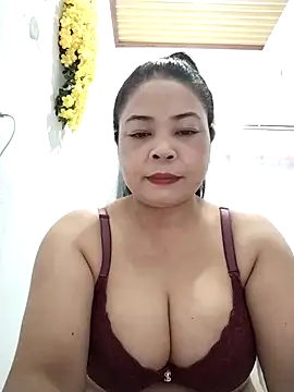 Snapshot of Baby-bigtits2024 chatting on 4, 3, 2025 Baby-bigtits2024 online show from 4, 3, 2025