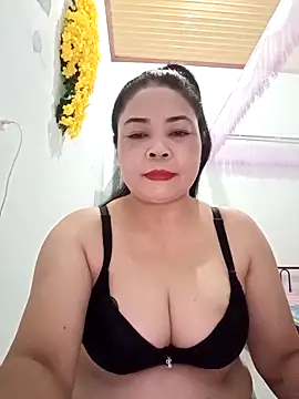 Snapshot of Baby-bigtits2024 chatting on 5, 3, 2025 Baby-bigtits2024 online show from 5, 3, 2025