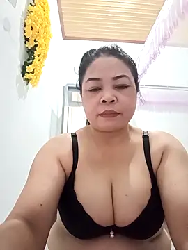 Snapshot of Baby-bigtits2024 chatting on 8, 3, 2025 Baby-bigtits2024 online show from 8, 3, 2025