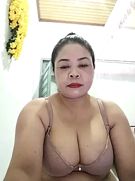 Snapshot of Baby-bigtits2024 chatting on 11, 3, 2025 Baby-bigtits2024 online show from 11, 3, 2025
